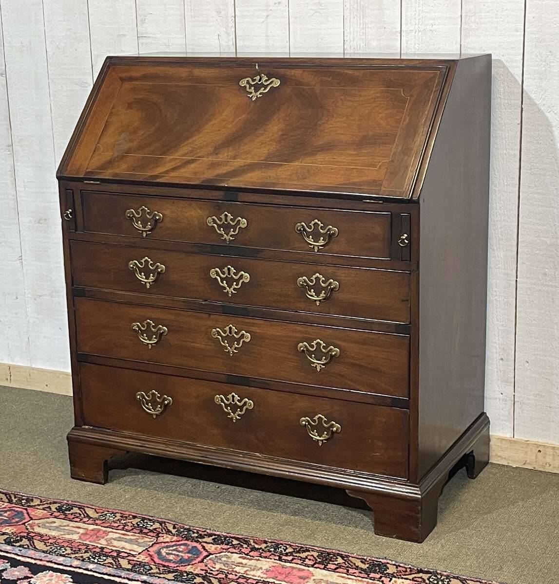 English Georgian donkey desk from the 19th century, mahogany and oak.