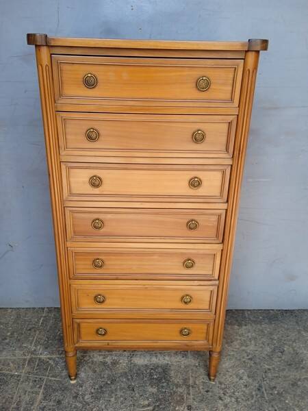 Louis XVI style weekly planner in cherry and chestnut