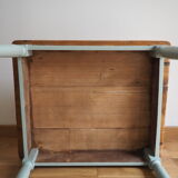 Farm table