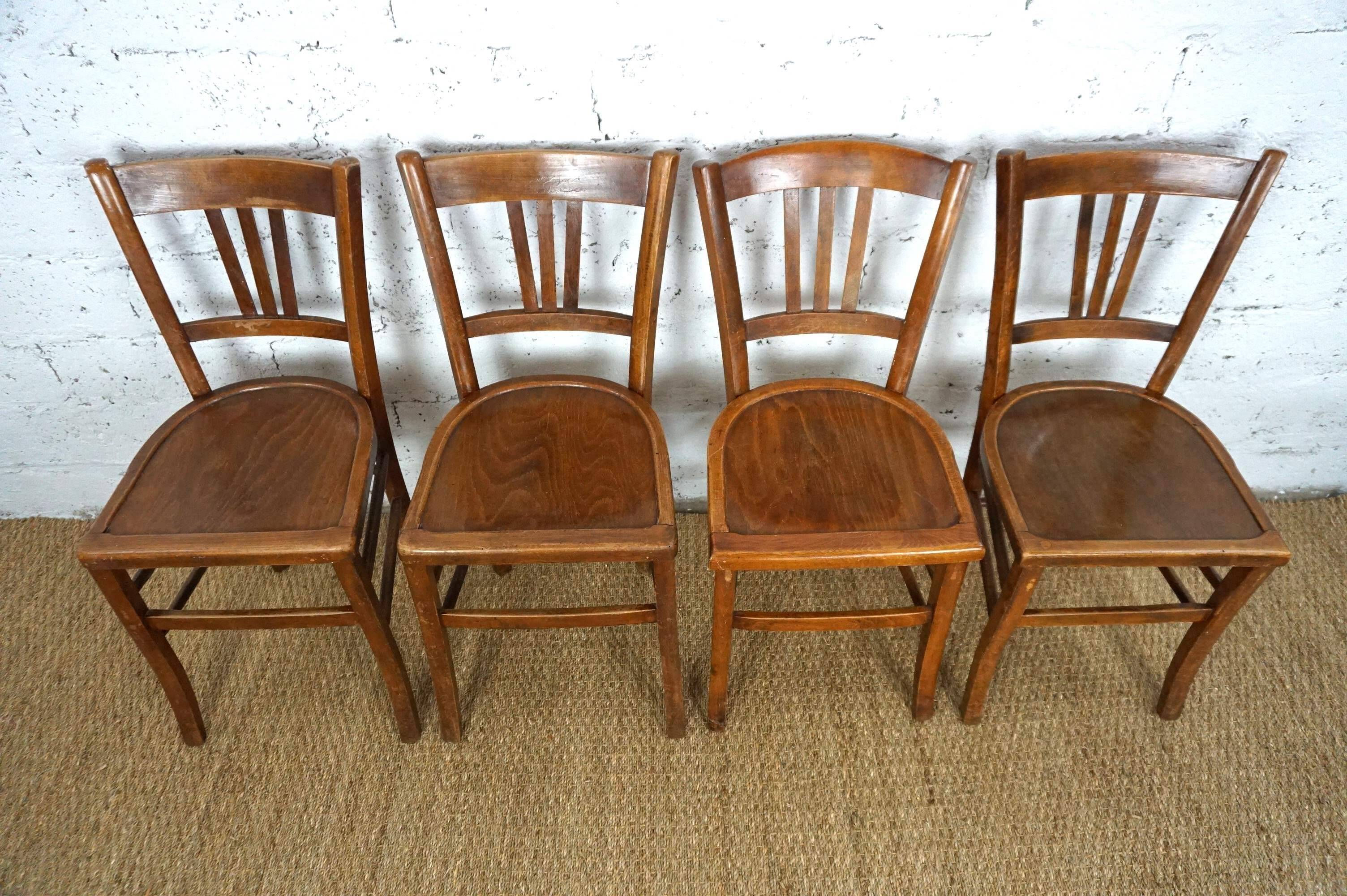 Ensemble de 4 chaises de bistrot vintage dépareillées