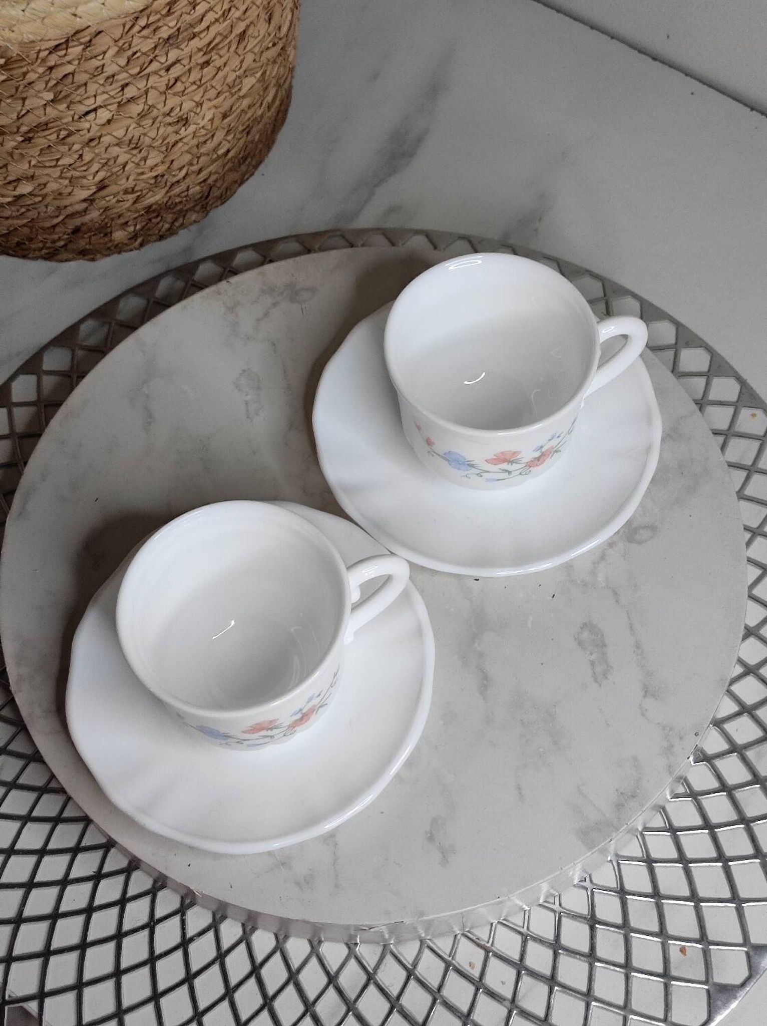 Tasses vintage verre blanc