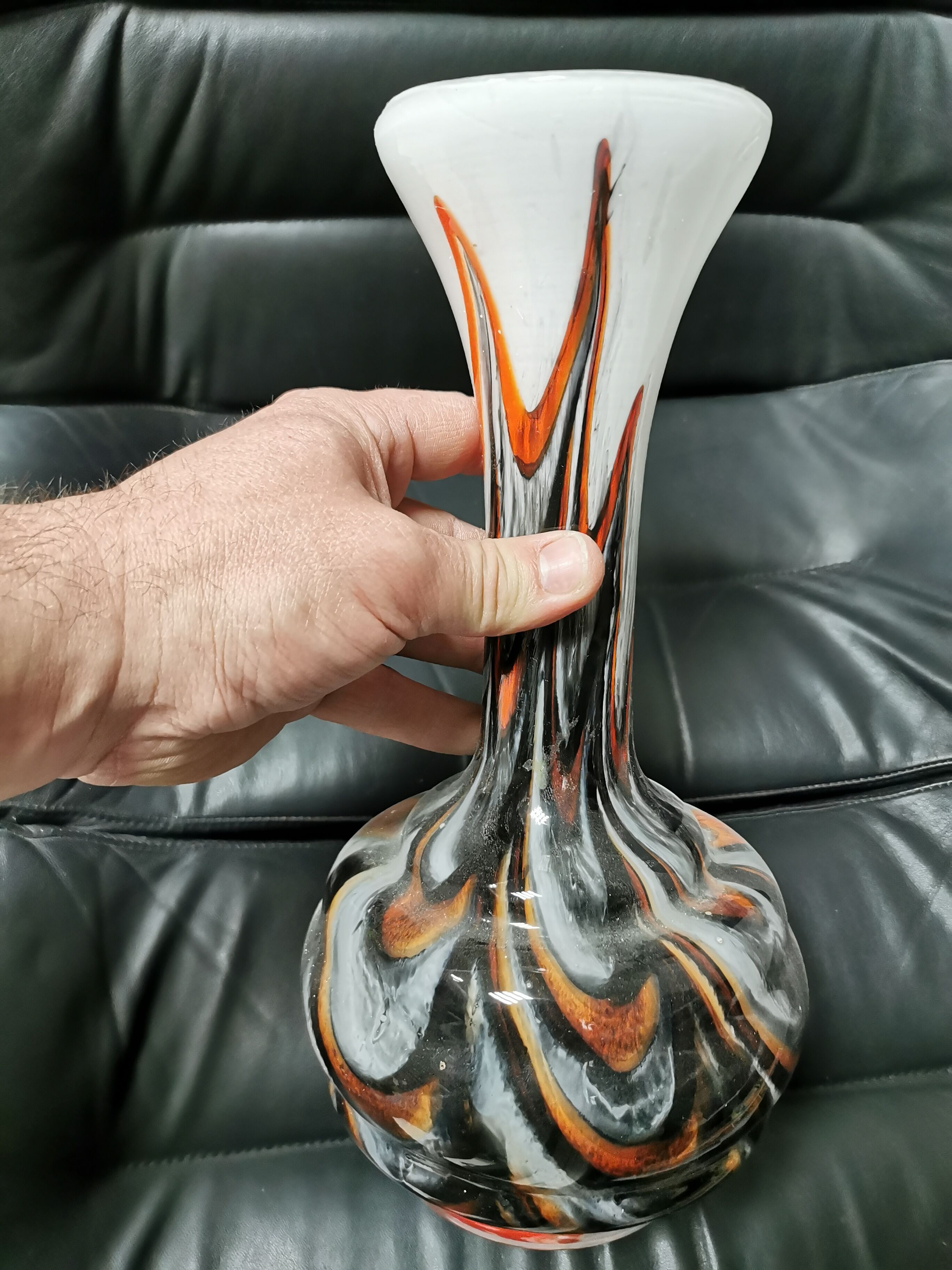 Vintage vase in polychrome blown glass