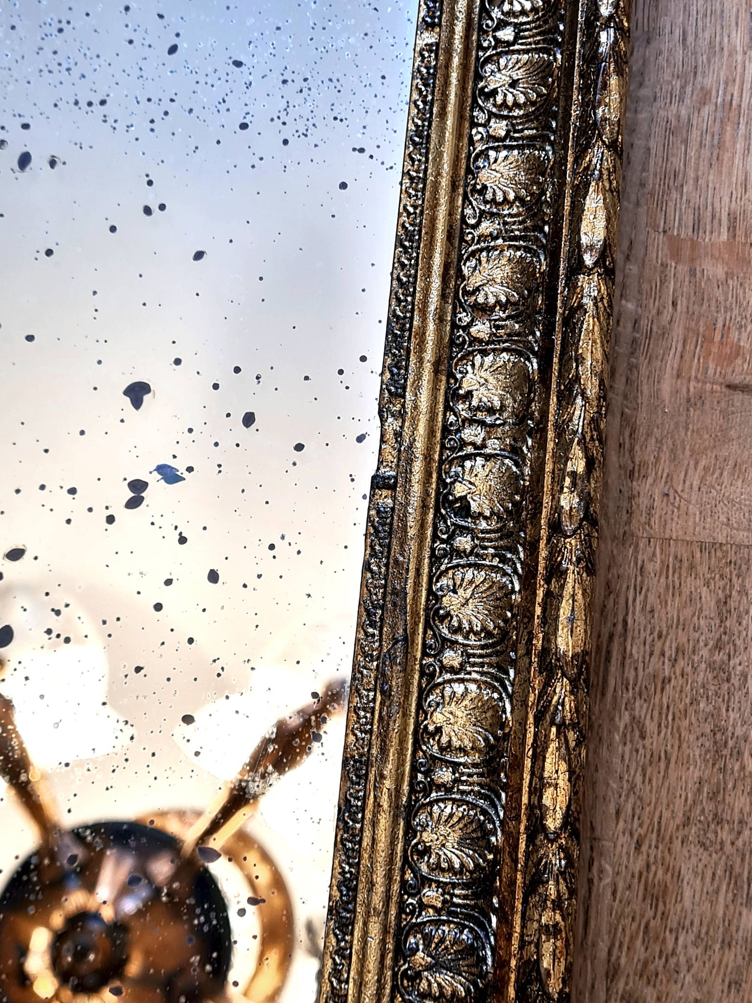 Antique mirror "Honoré" – Palmette decoration