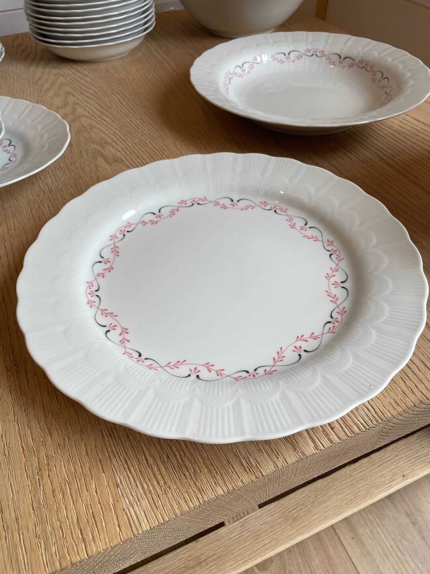 Large table service in porcelain from Bavaria Winterling Marktleuthen 44 pieces