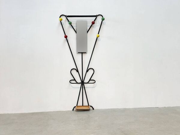 Porte-manteau coloré attribué à Roger Feraud