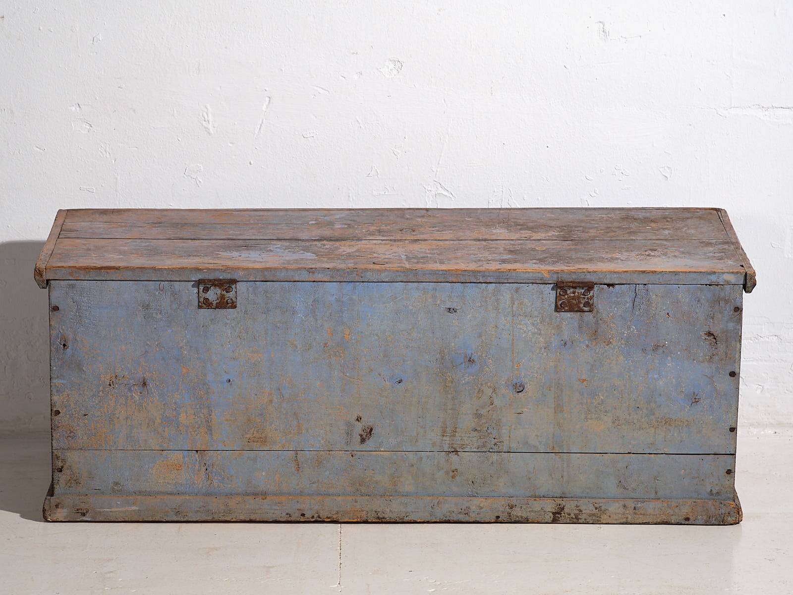 Old blue chest (c.1920) #46