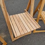 Set of 4 vintage folding chairs