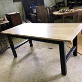 Farm table