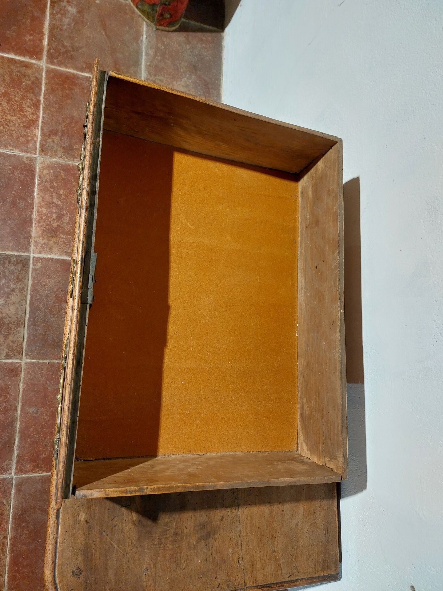Small Louis XIV period chest of drawers in its original condition.