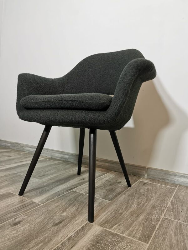 Fauteuil par Miroslav Navratil