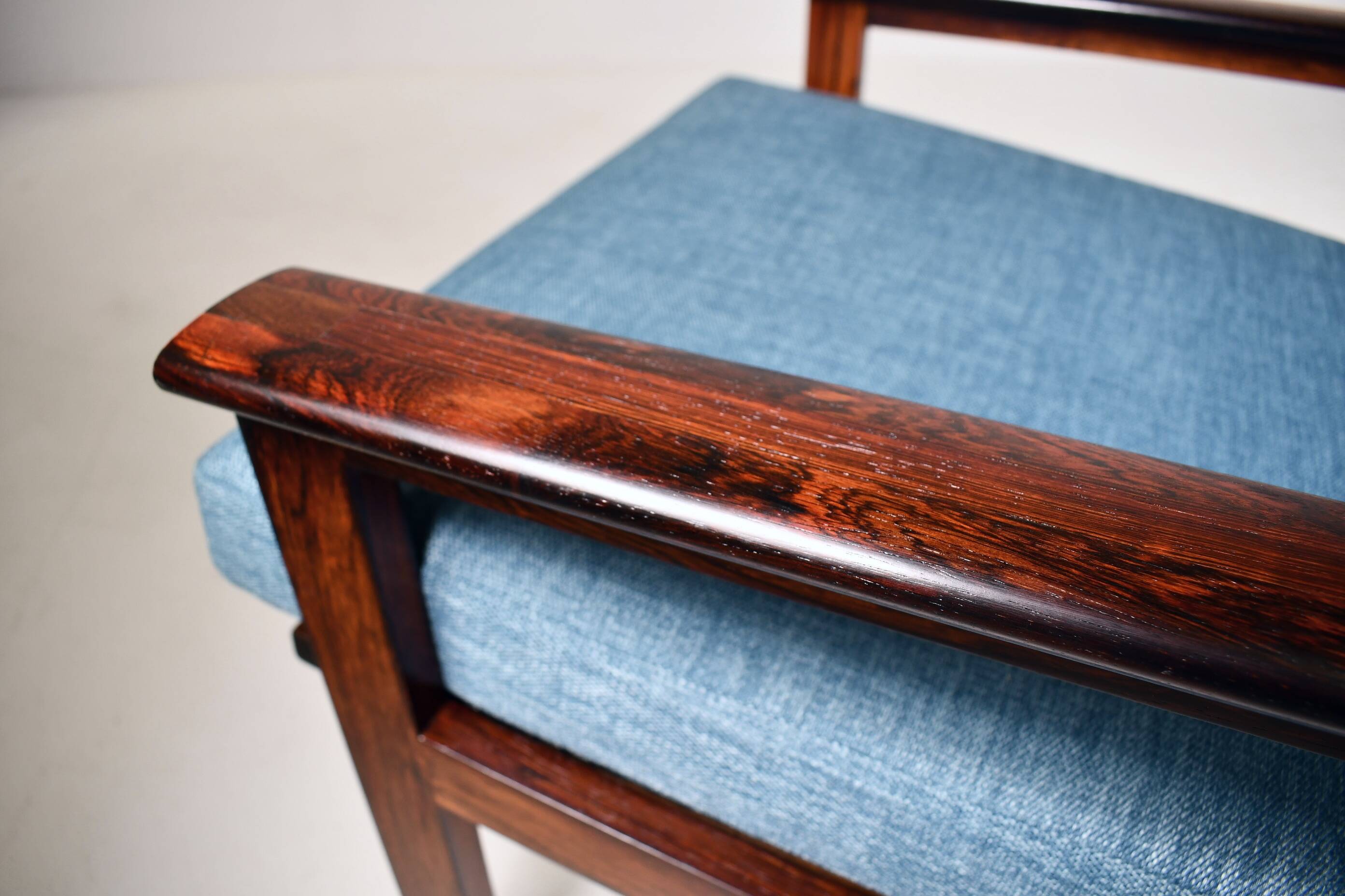 Fauteuil Capella par Illum Wikkelso pour Niels Eilersen. 1959.