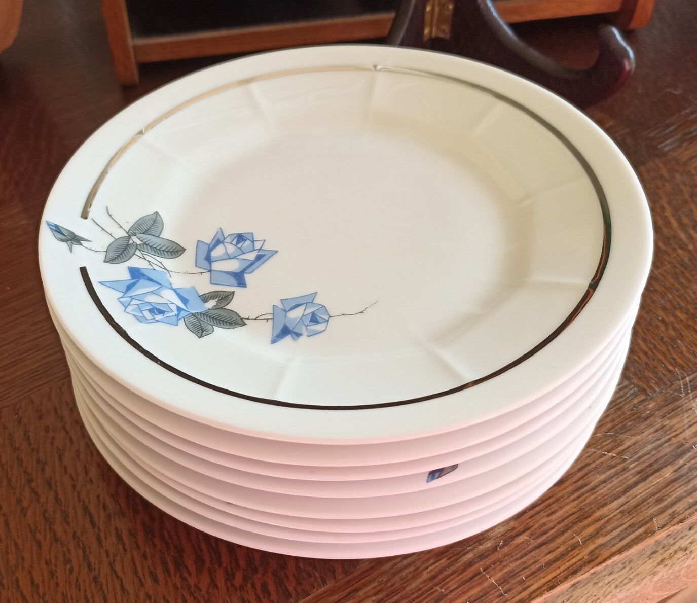 8 Victoria porcelain dessert plates from the 20s - Art Deco
