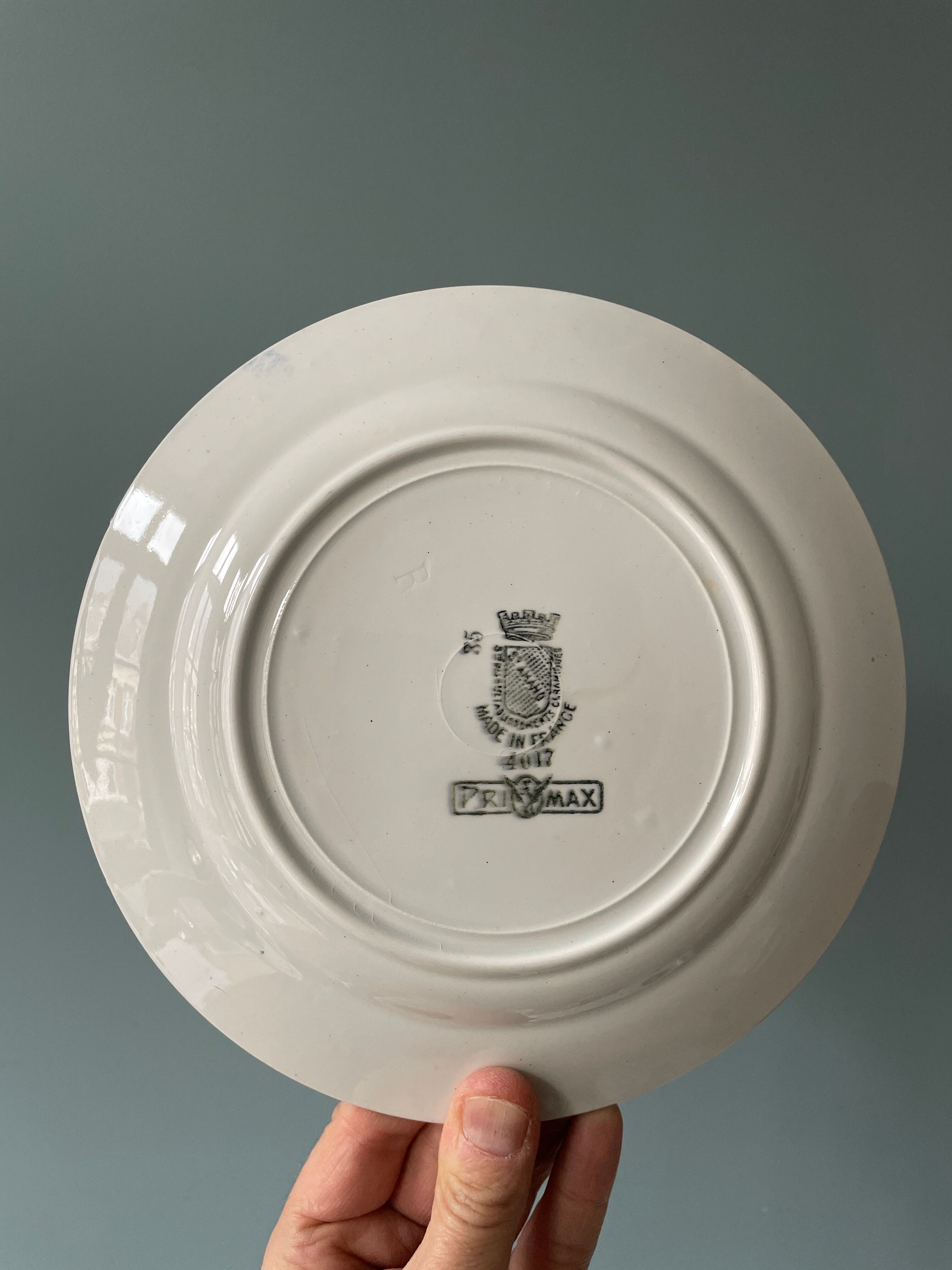 Set of 10 old dessert plates, Longwy and Saint Amand