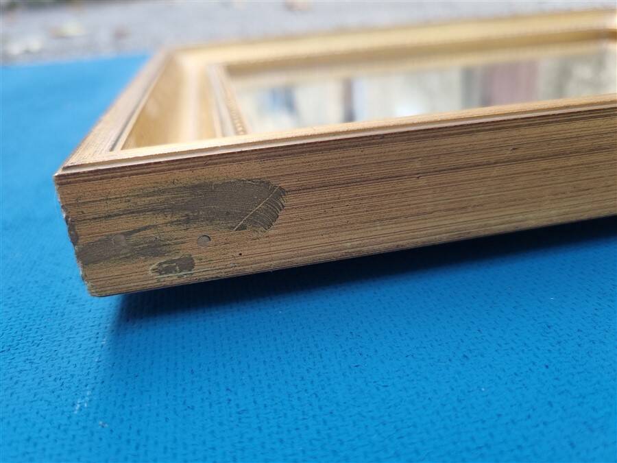 Gold frame mirror