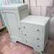 Commode asymétrique vintage vert lichen