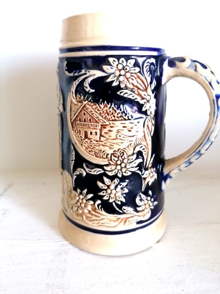 German mug Marzi & Remy to the loggers around 1940