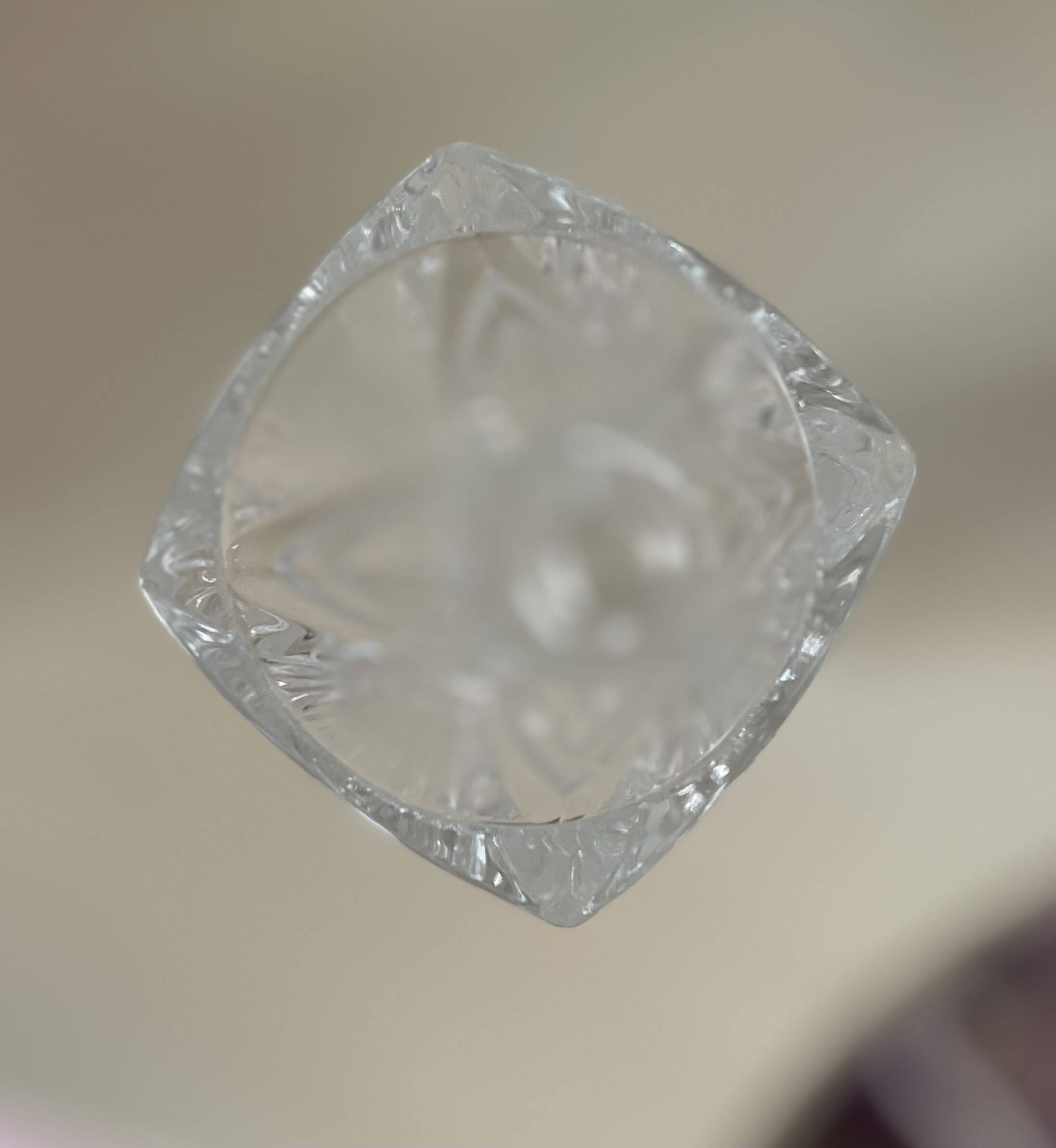 Small Arques crystal vase