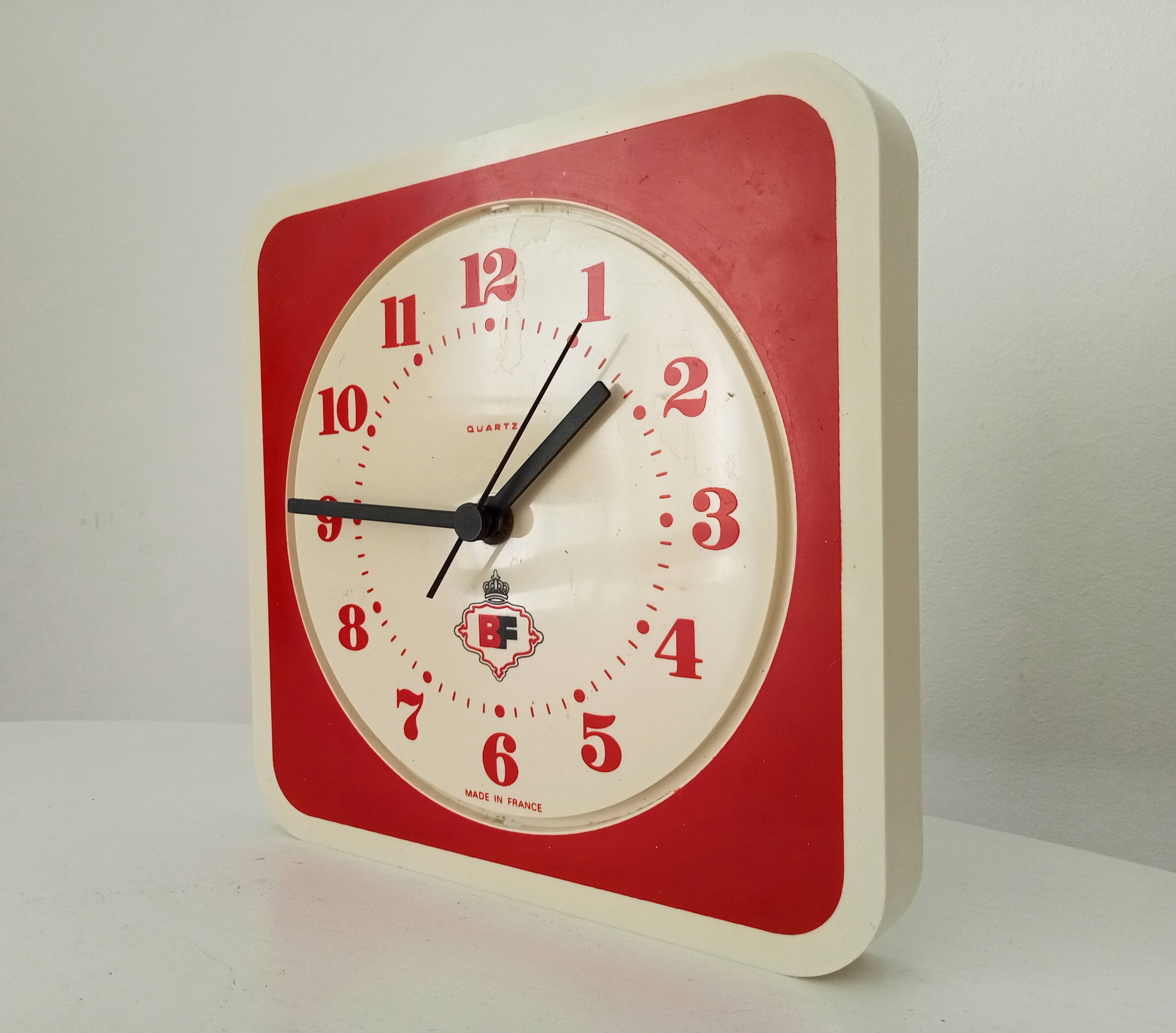 Vintage wall clock from the 60s/70s