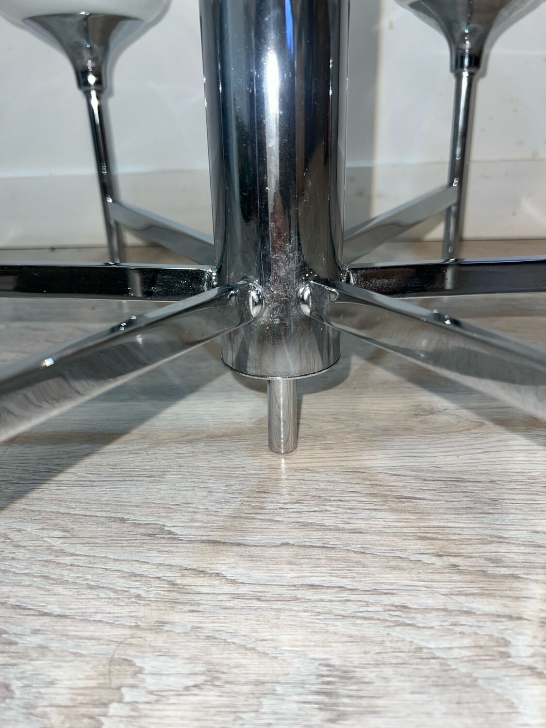 Lustre Space Age 6 arms in chrome and opalised globes in the style of Gaetano Sciolari.