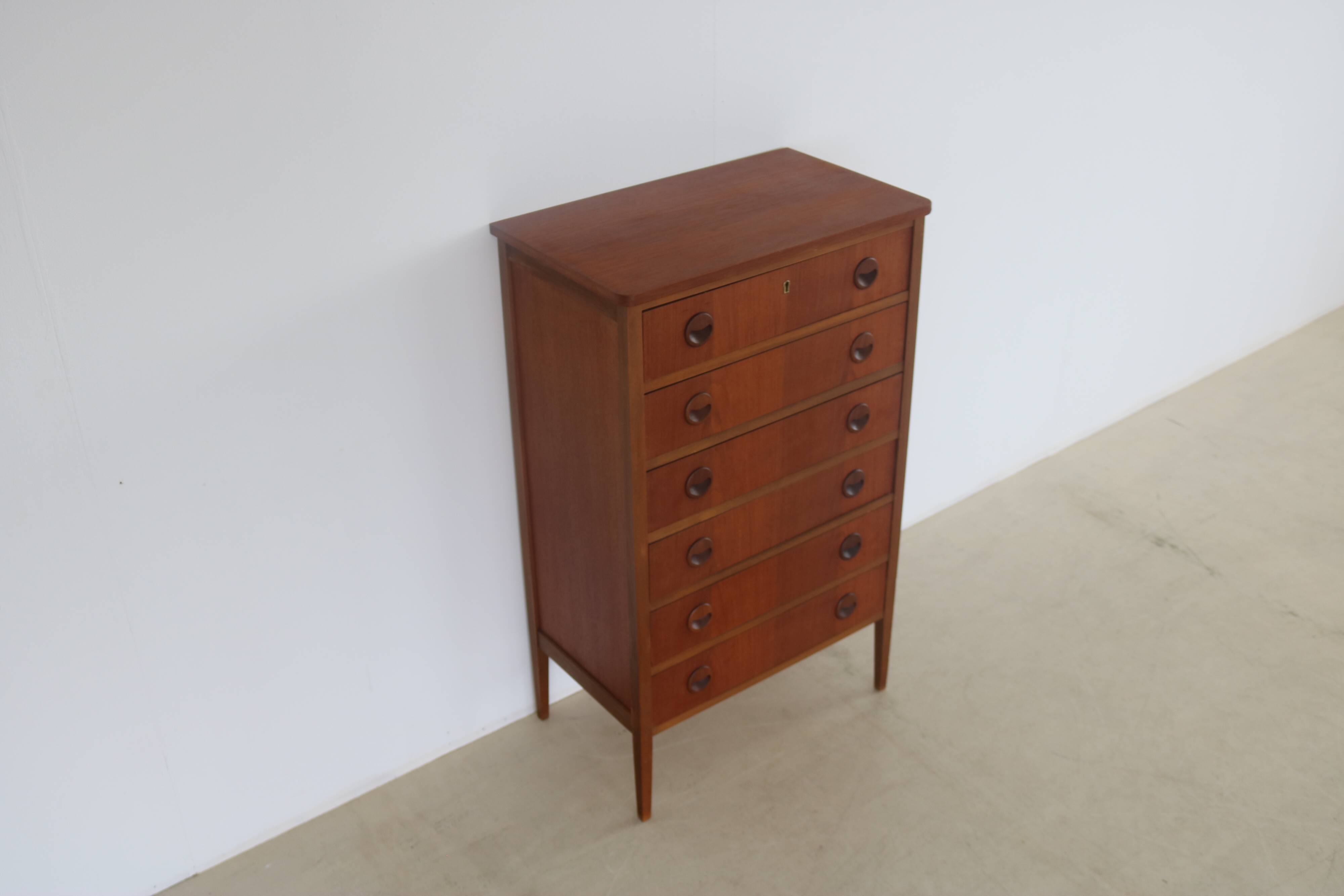 vintage teak chest of drawers