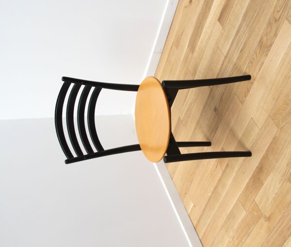 Suite de 6 chaises design de collectivité