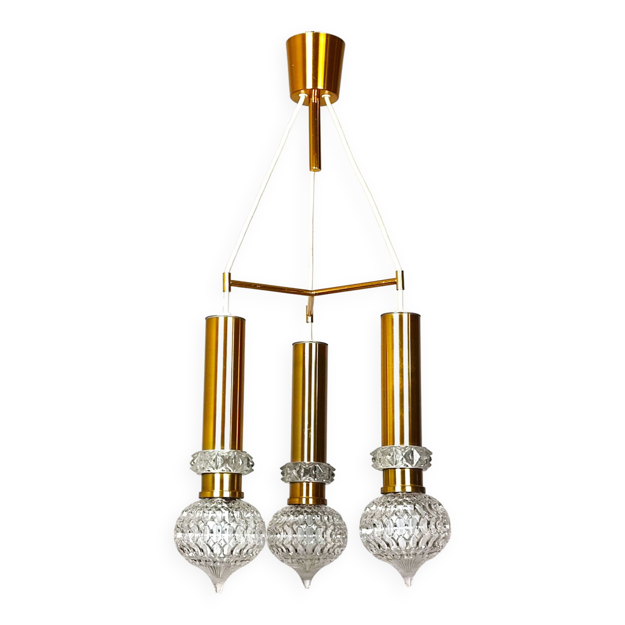 3 globe pendant chandelier