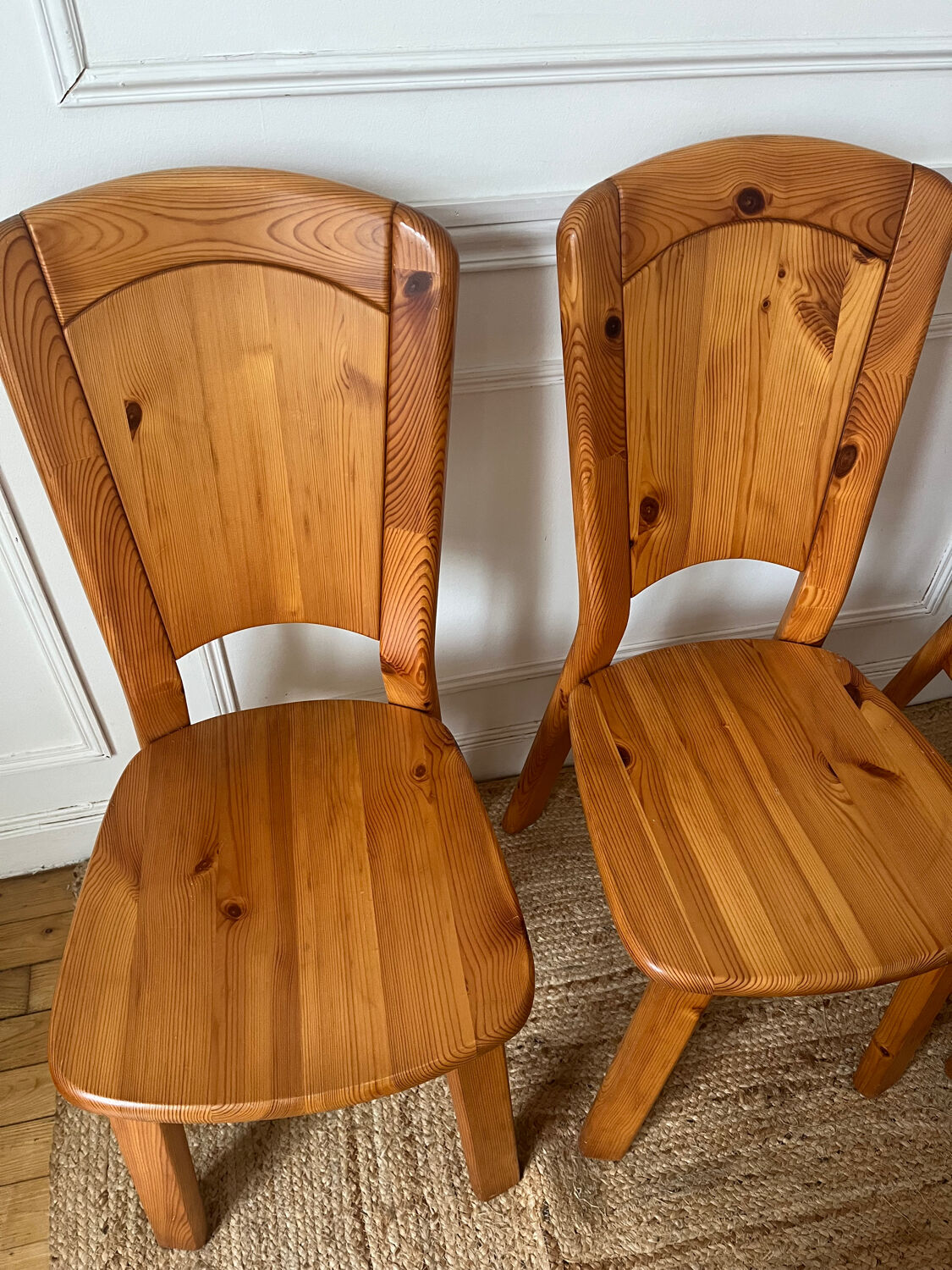 Set of 4 solid pine chairs in chalet style