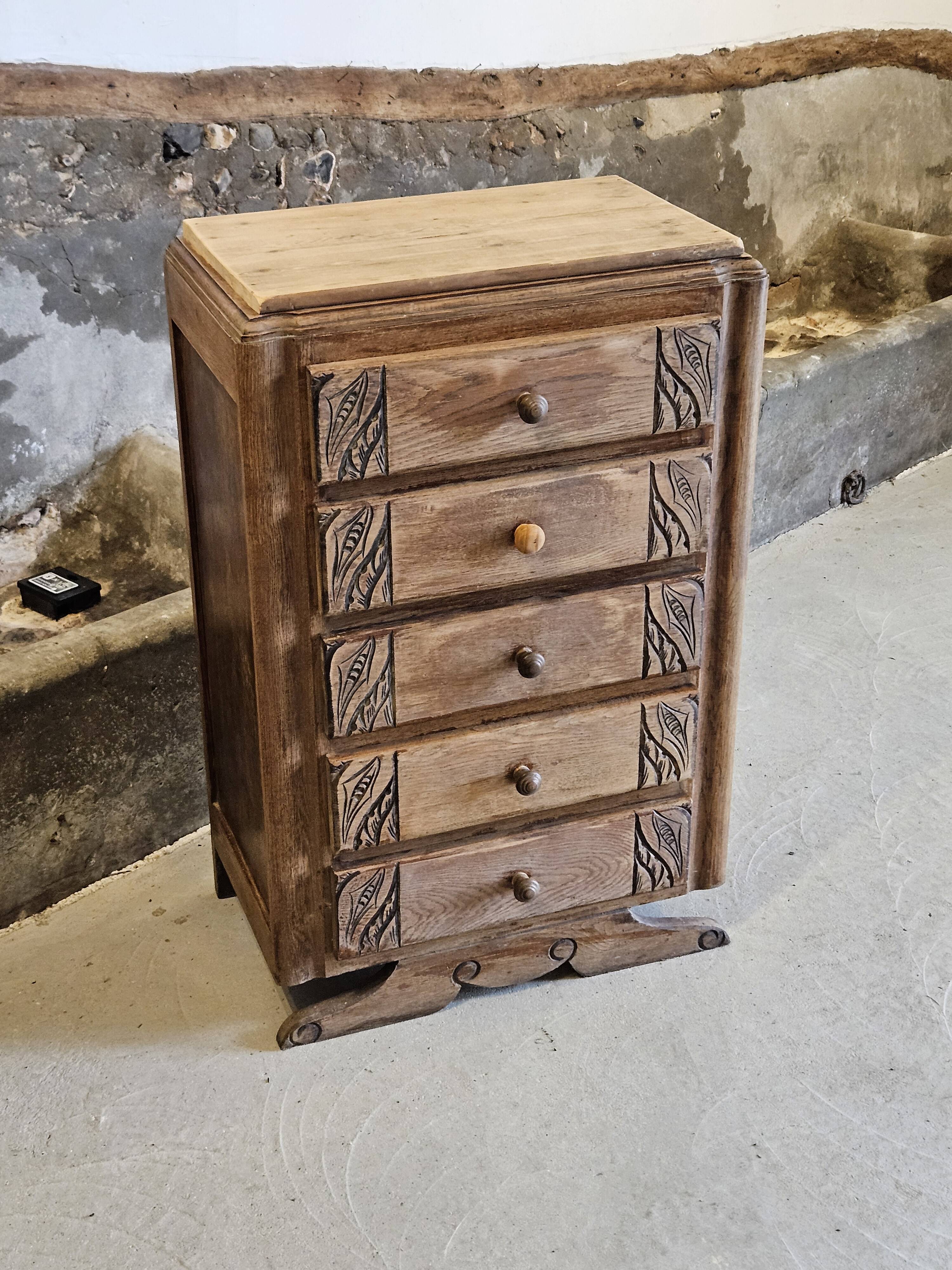 Art Deco wooden chest of drawers with 5 drawers