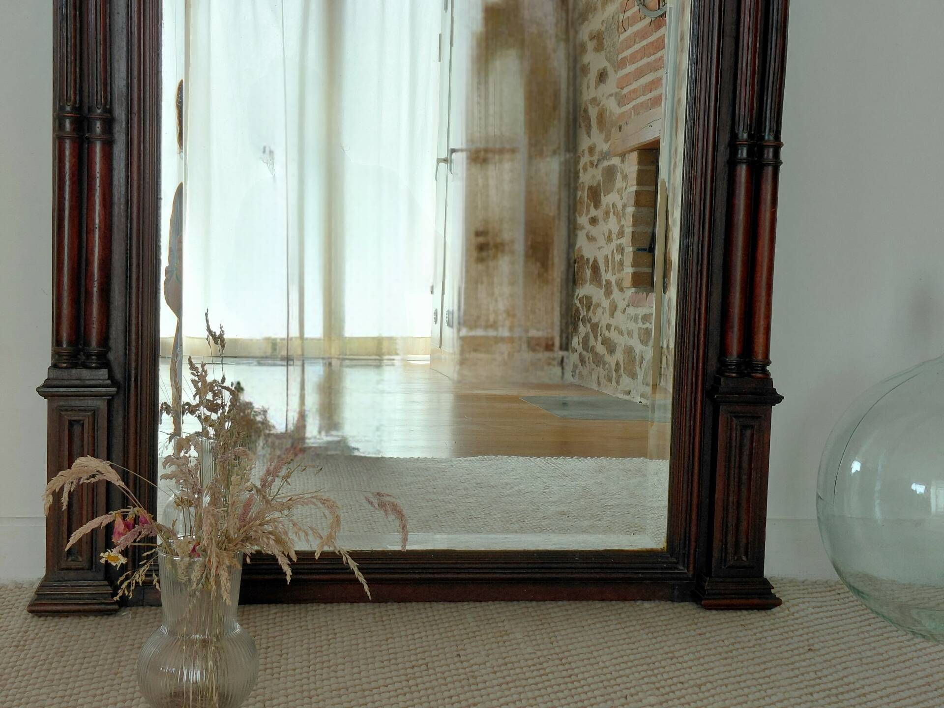 Large antique 19th-century mirror in carved wood - Haussmannian style.