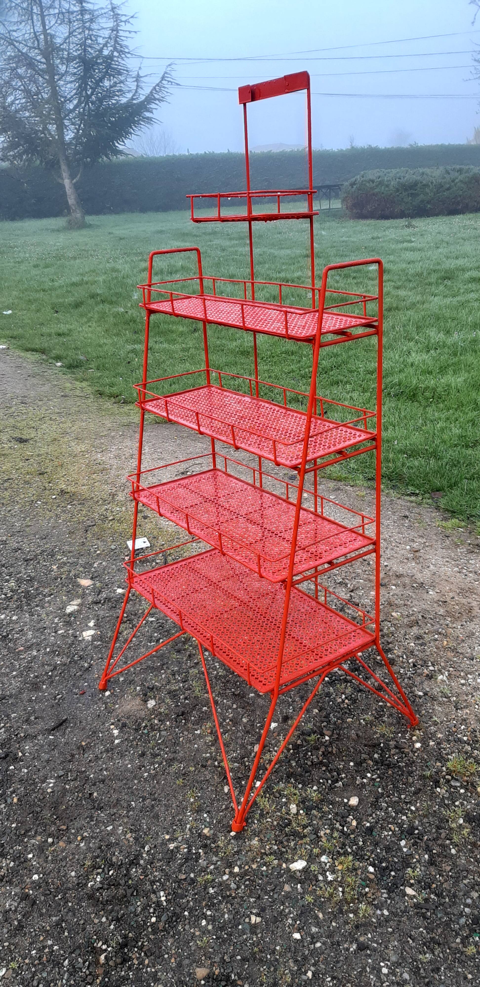 Store shelf furniture