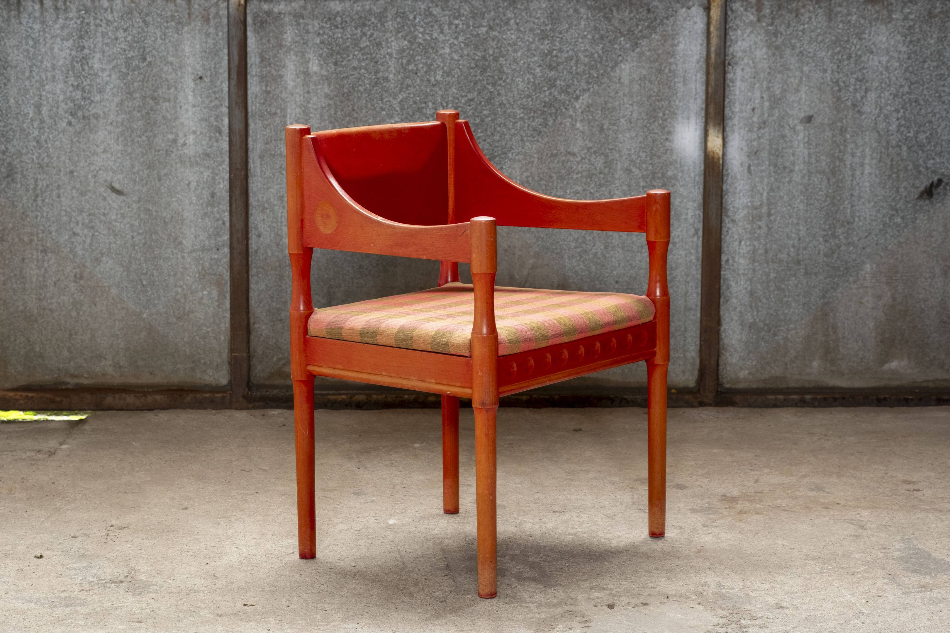 Fauteuil suédois teinté rouge, Nässjö 1960 Suède