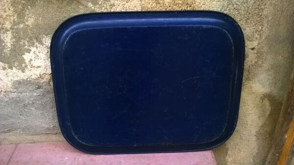 Plateau ancien en tole