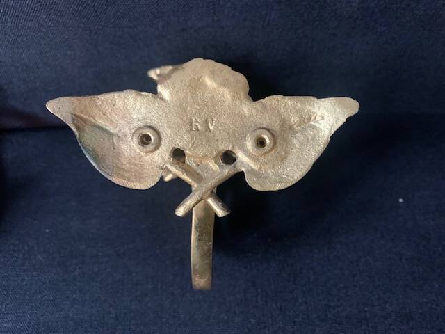 Paire d'appliques Art nouveau en bronze à décor de papillons