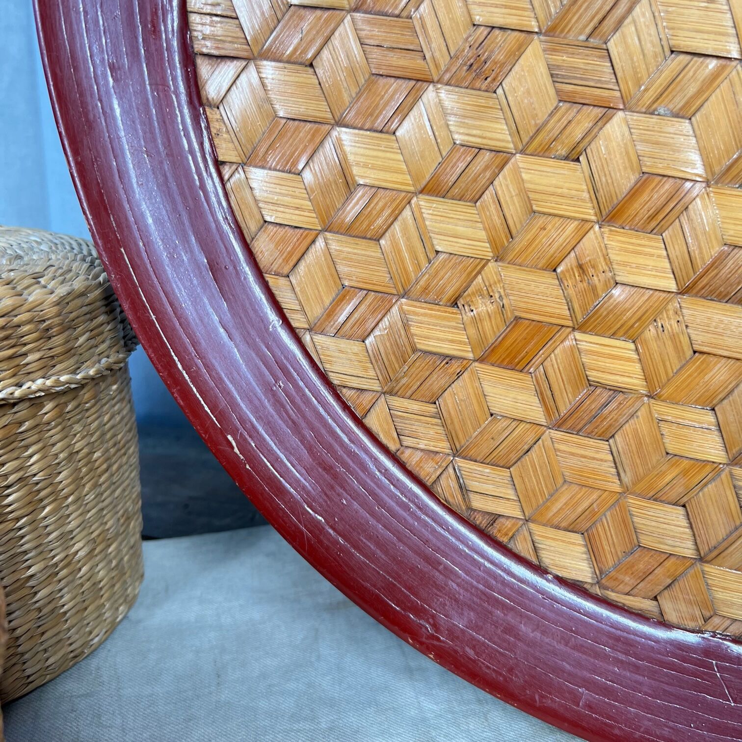Ancient Asian tray in wicker and wood