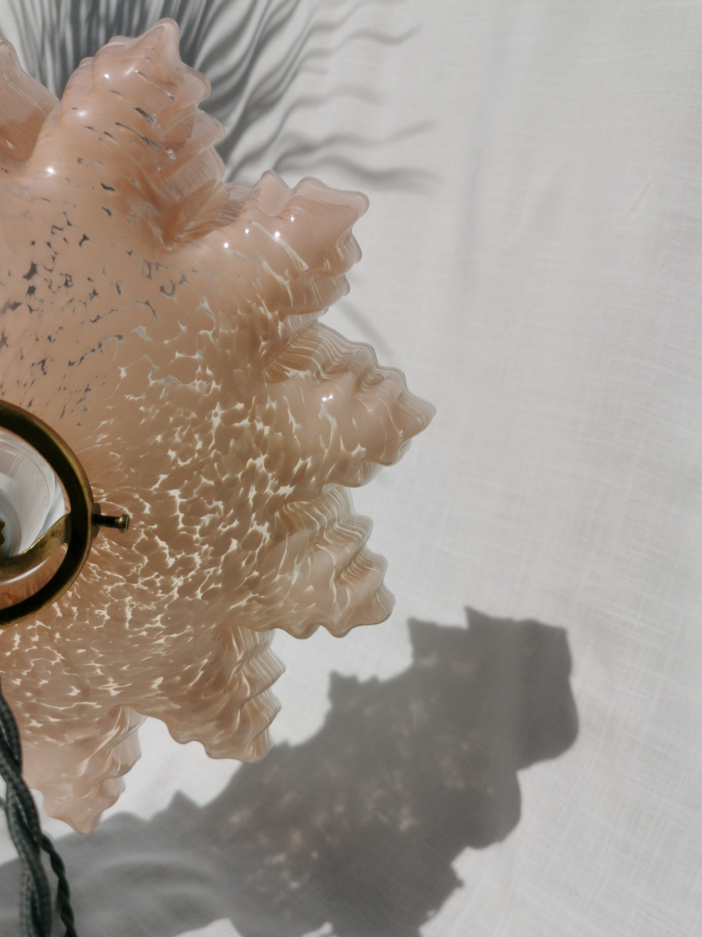 Suspension glass of clichy pink art deco