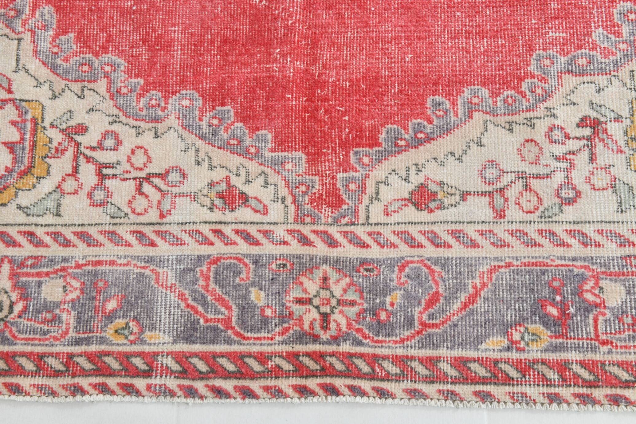 Red & Cream Classic Turkish Vintage Rug, 205x310Cm