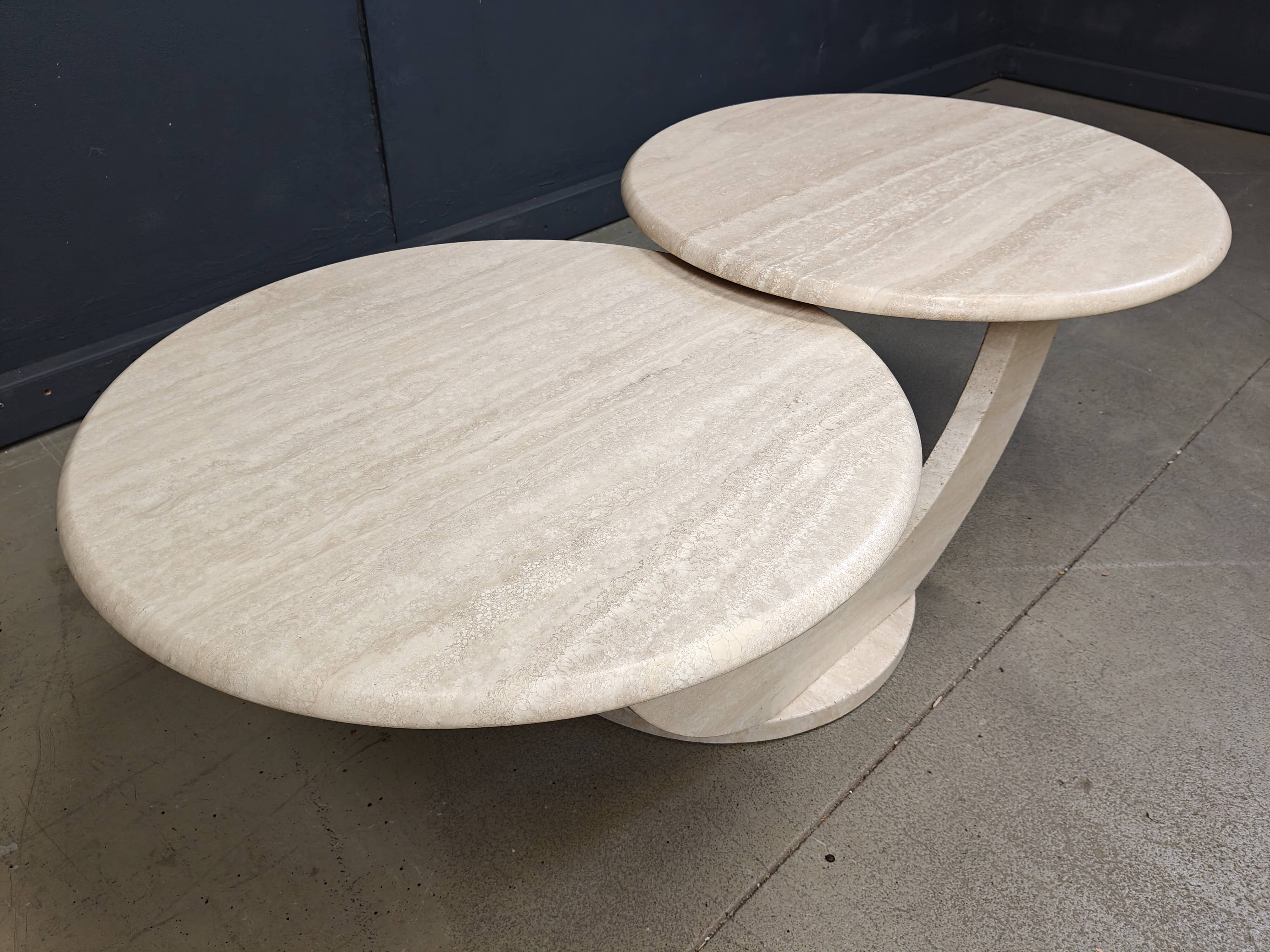 Table basse vintage à deux niveaux en travertin, années 1970