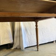 Table bureau