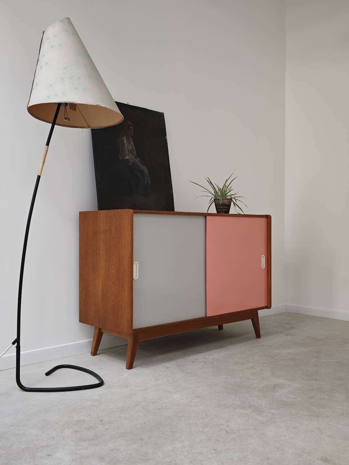 U-452 pink sideboard by Jiri Jiroutek for Interier Praha 1960