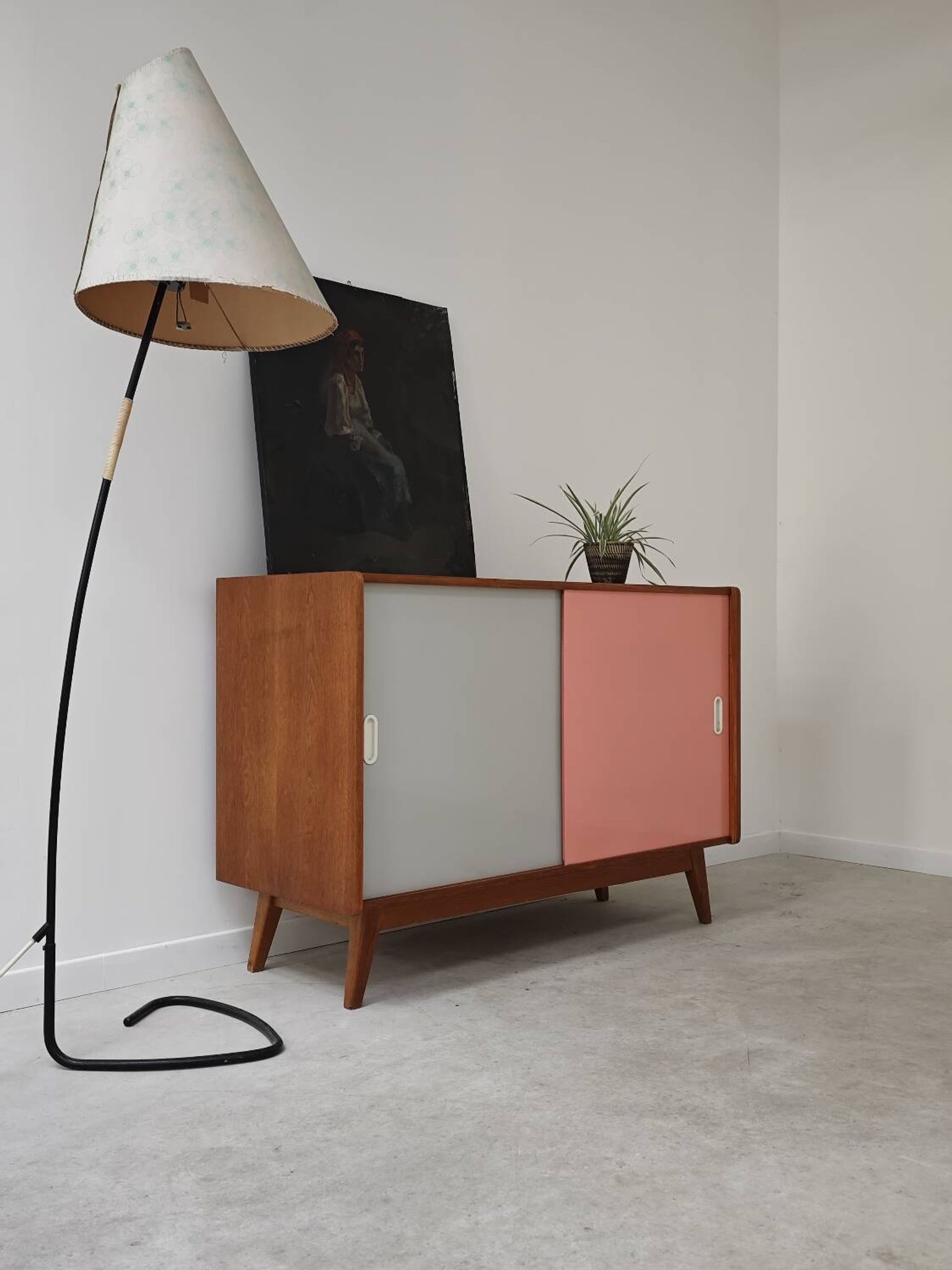 U-452 pink sideboard by Jiri Jiroutek for Interier Praha 1960