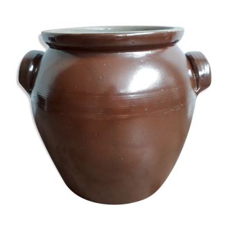 Sandstone pot