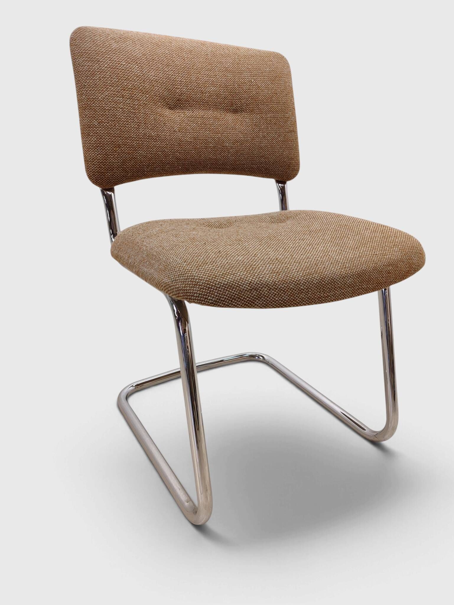 Set of 4 cantilever chairs – 1980s