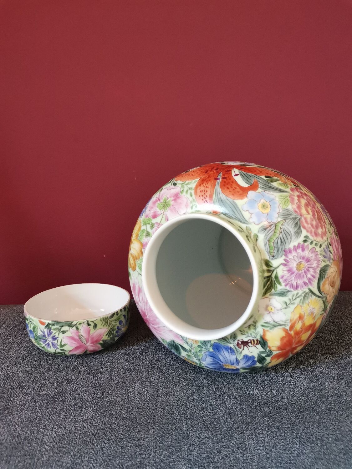 Vase jar flowers