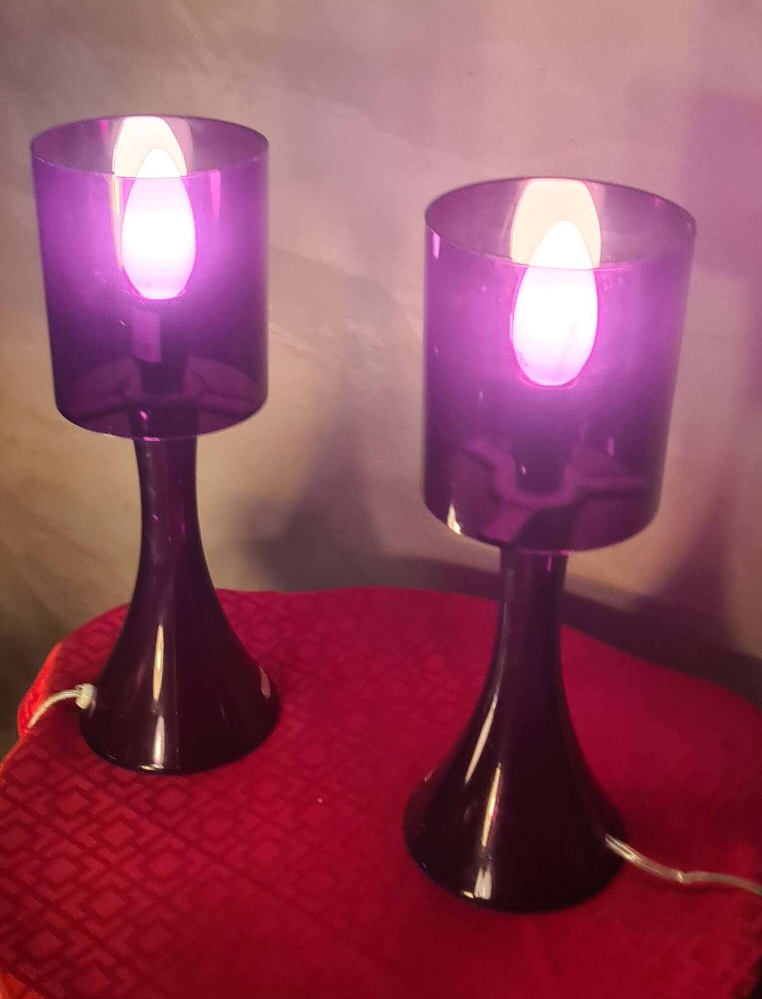 Pair of Vintage Incidence 70s Plexiglas Mood Lamps Height