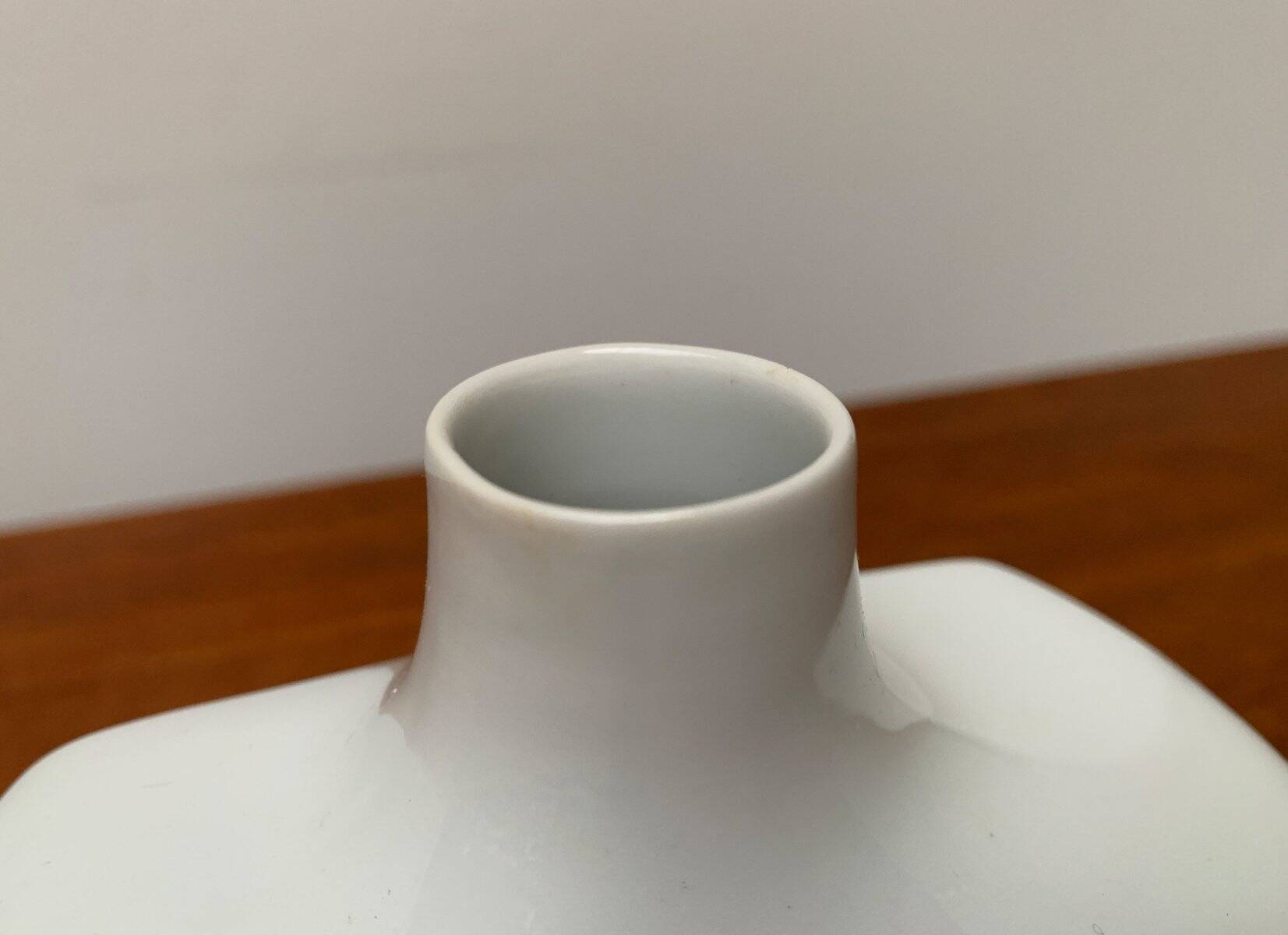 Vintage minimalist porcelain vase from Fürstenberg, Germany.