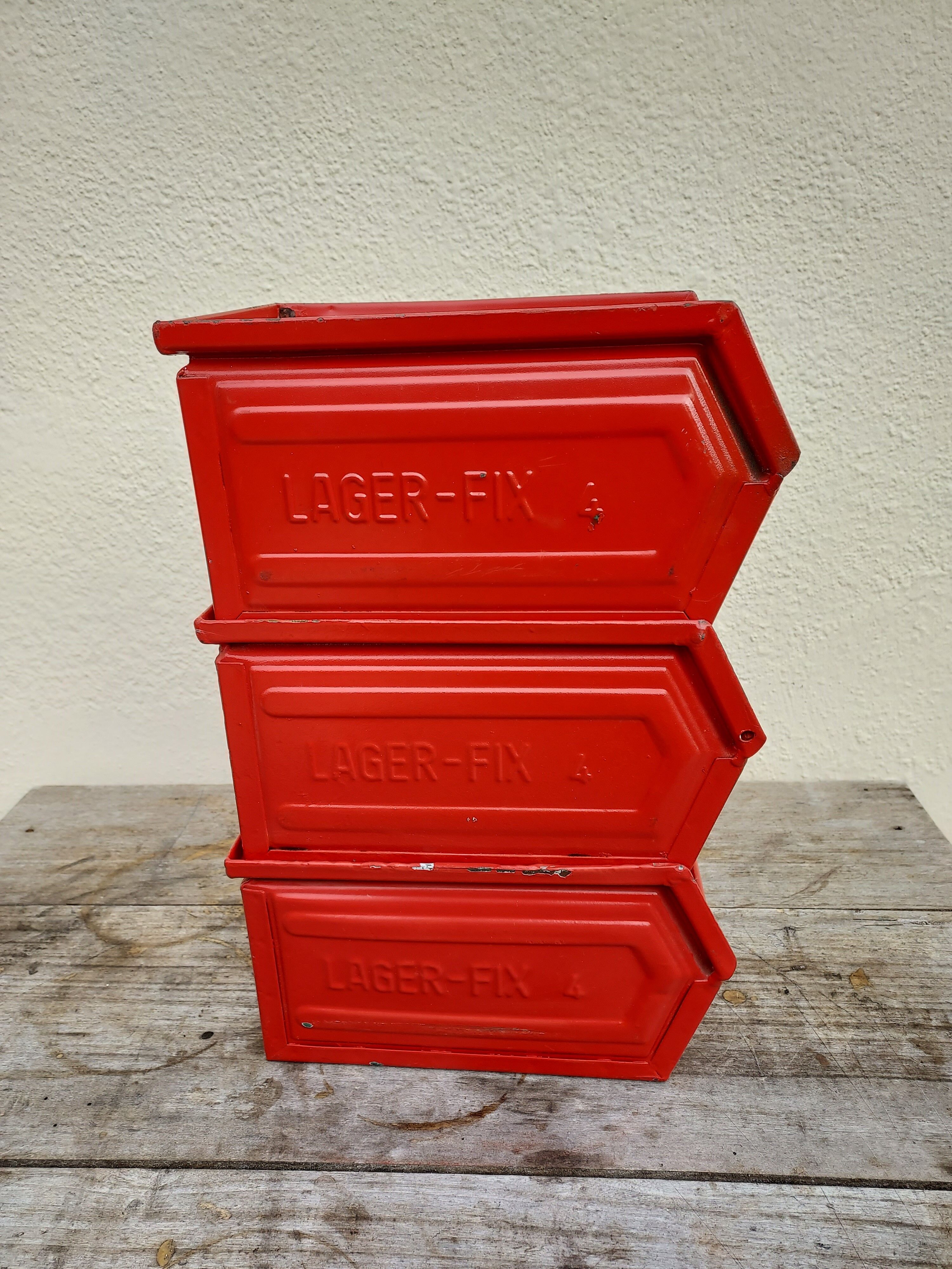 3 Schafer bin lockers