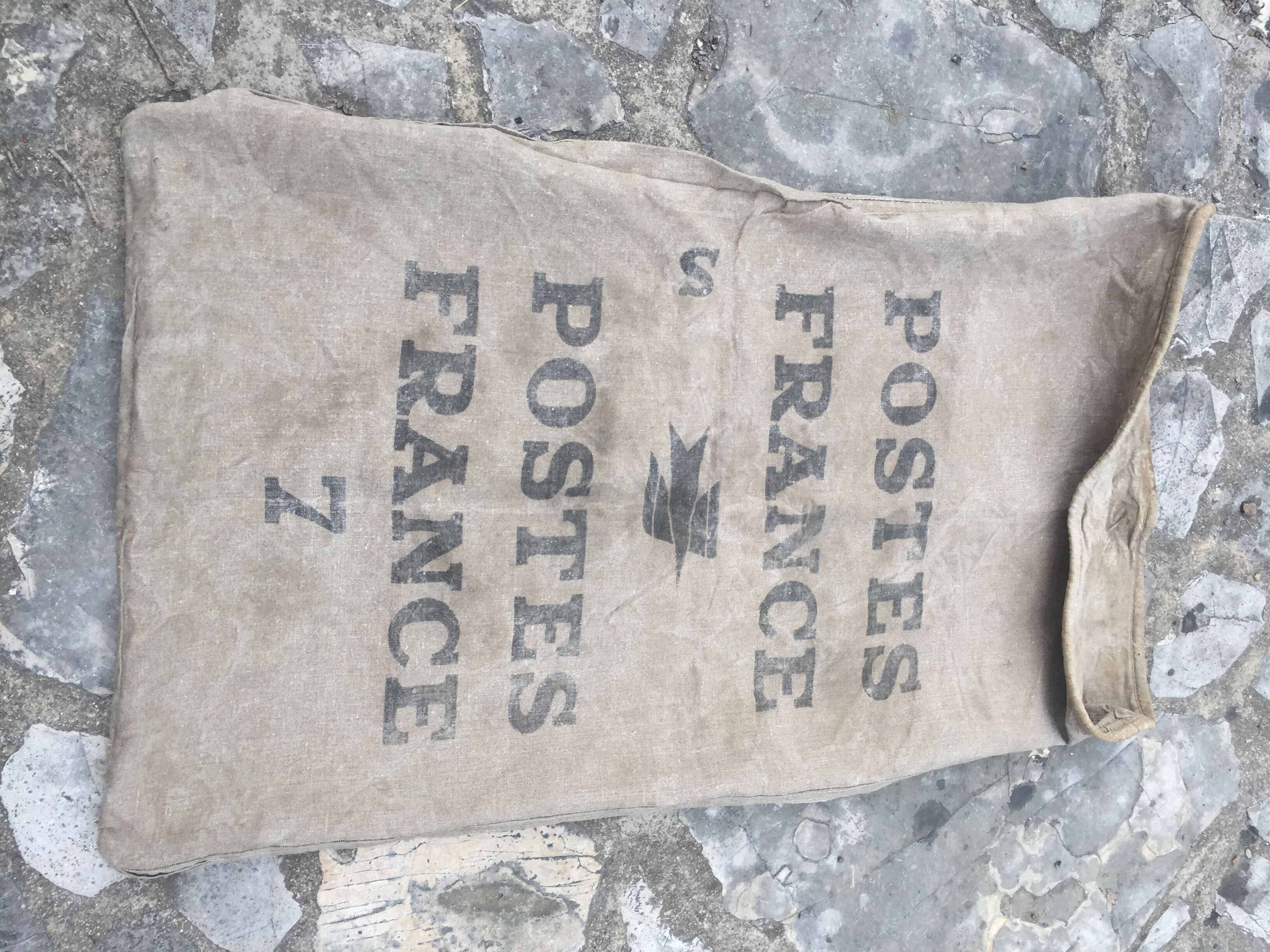 Linen post bag
