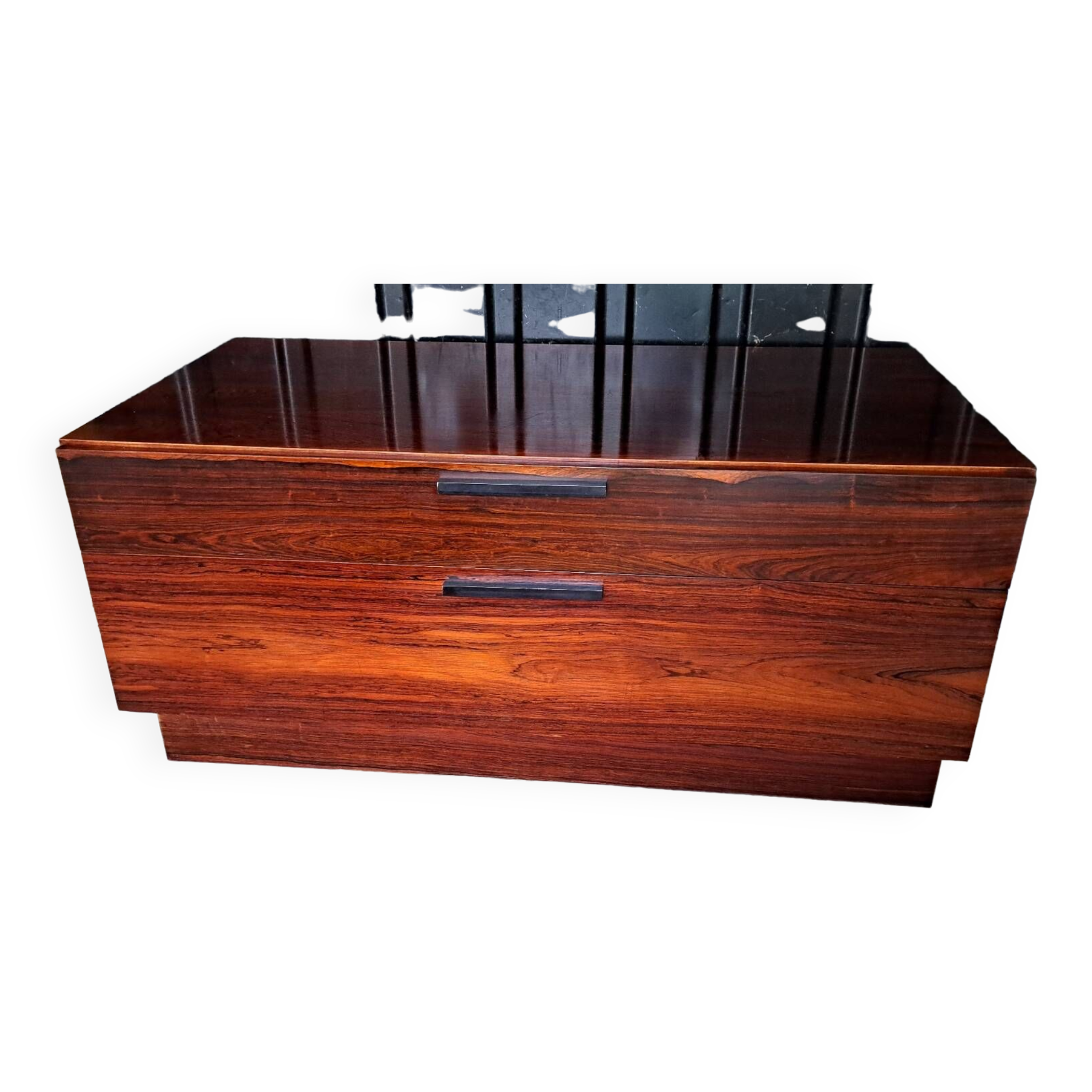Kofod-Larsen chest of drawers in rosewood