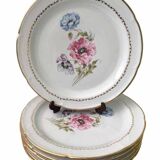 Set of 6 flowered porcelain dinner plates.