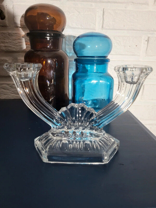Glass candle holder